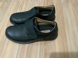 Black Shoes for Boys - Florsheim