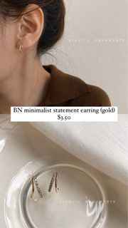 (Category: ) located in . Submitted by clearzeewardrobe (Listing ID 1187956755, Image 1). Description: .