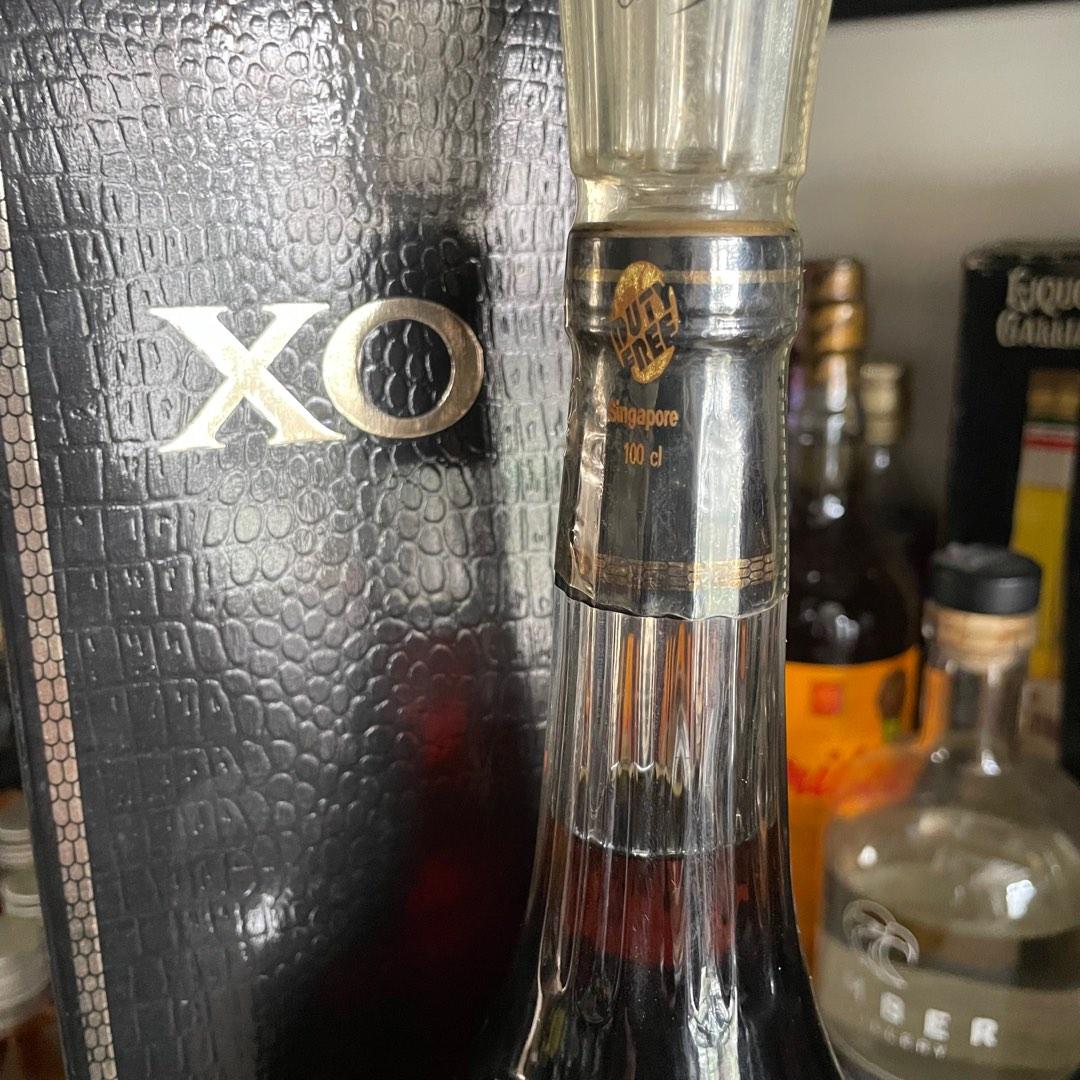 Camus XO long neck cognac 1980s rare vintage 1000ml, Food & Drinks
