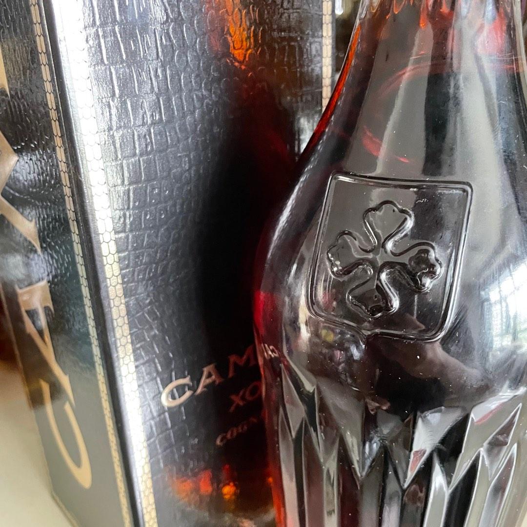 Camus XO long neck cognac 1980s rare vintage 1000ml, Food & Drinks