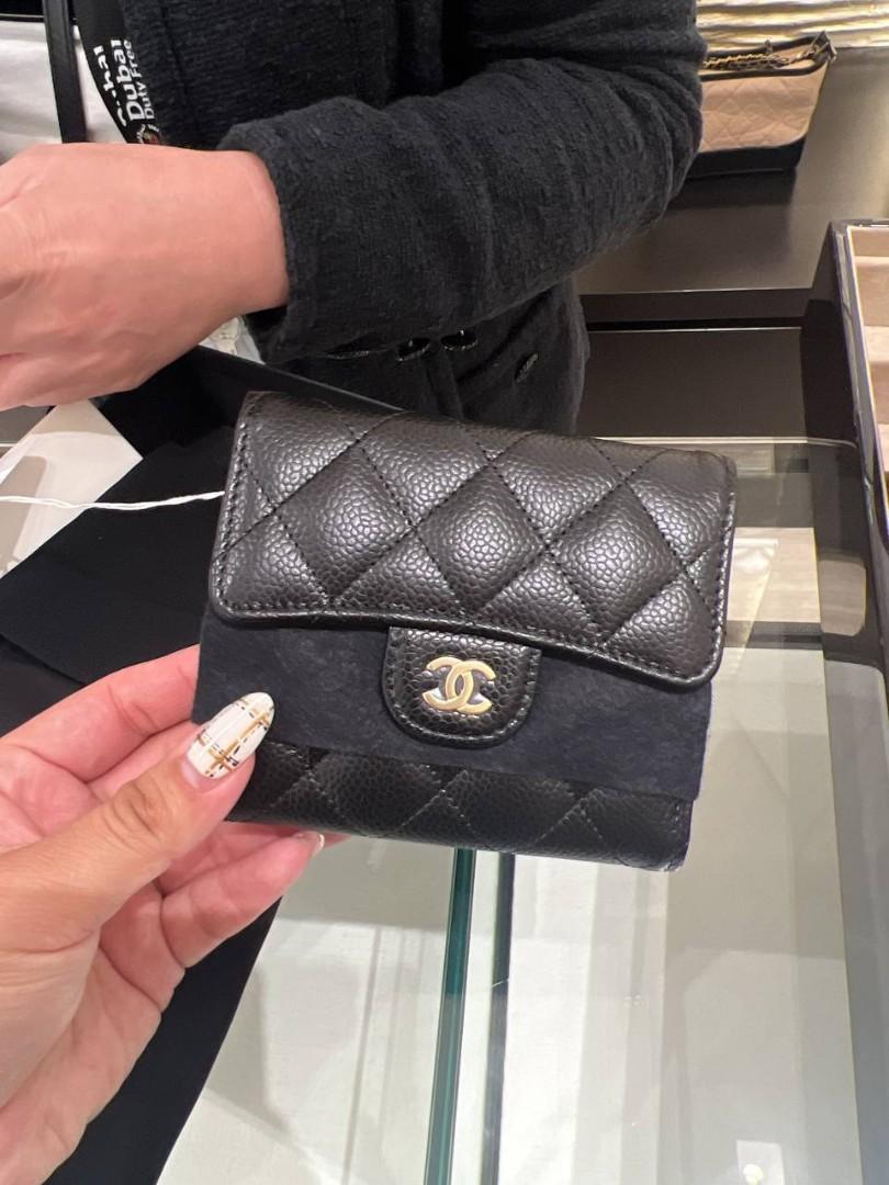 Classic small flap hotsell wallet