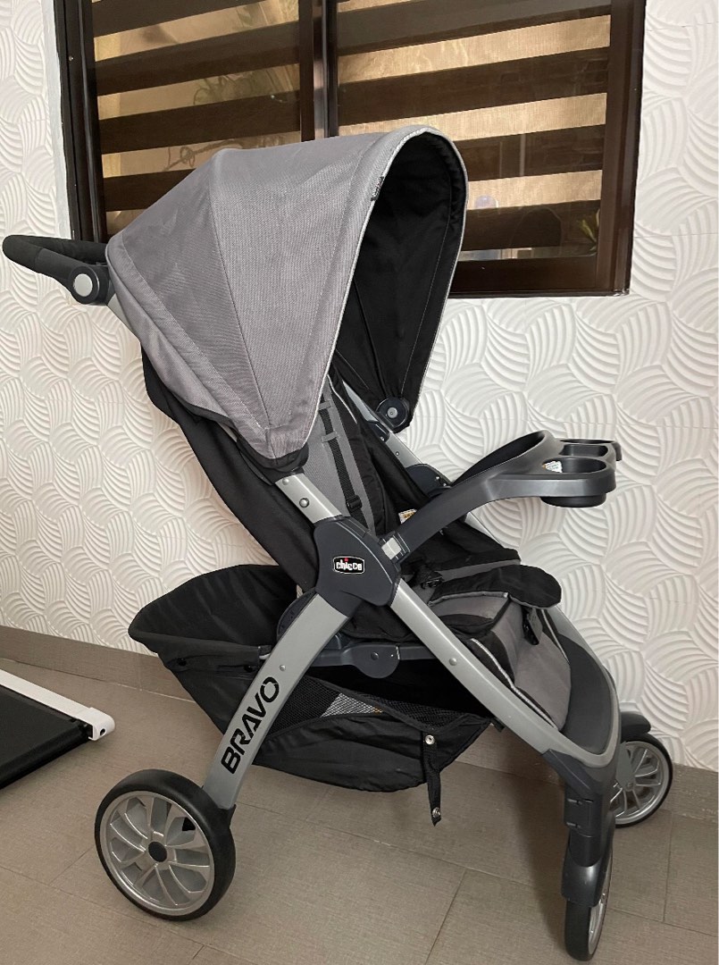 Chicco Bravo stroller, Babies & Kids, Going Out, Strollers on Carousell