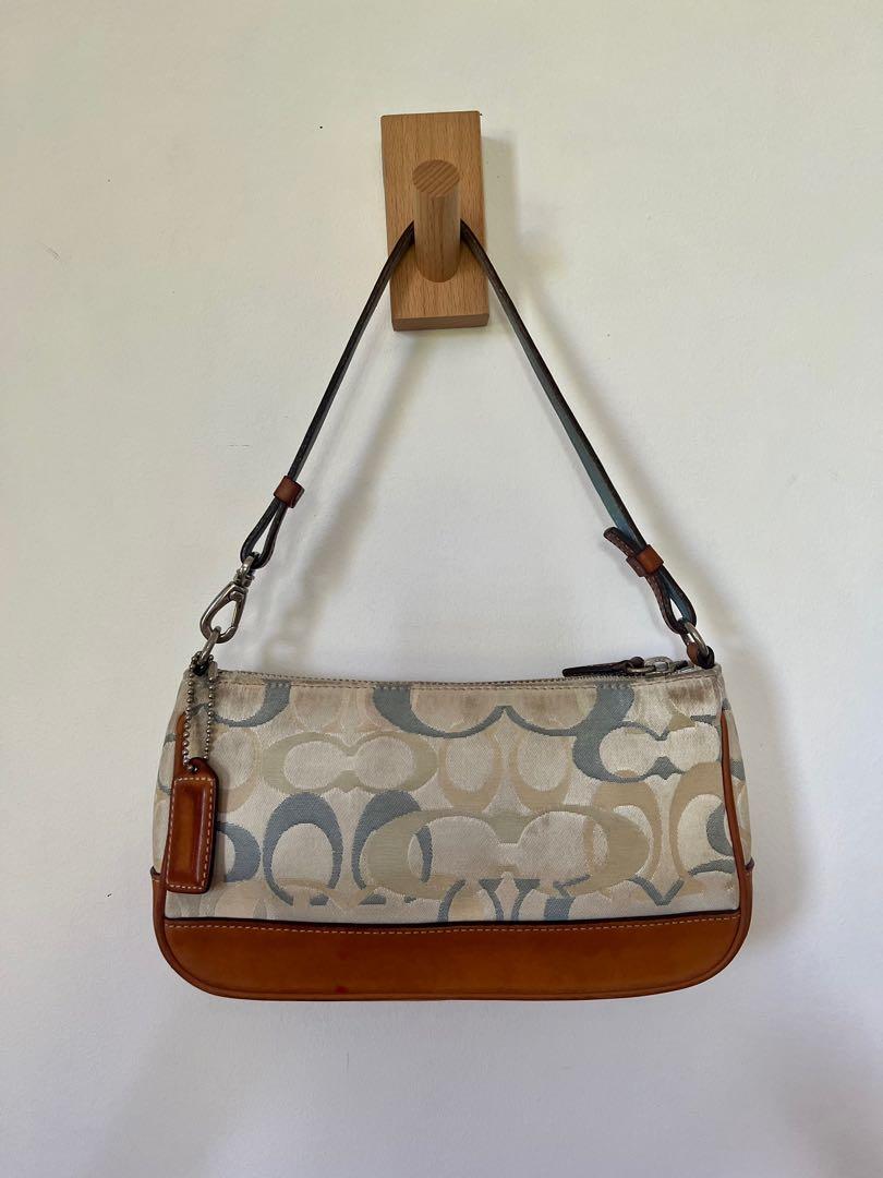 Demi Baguette Bag - Crimson
