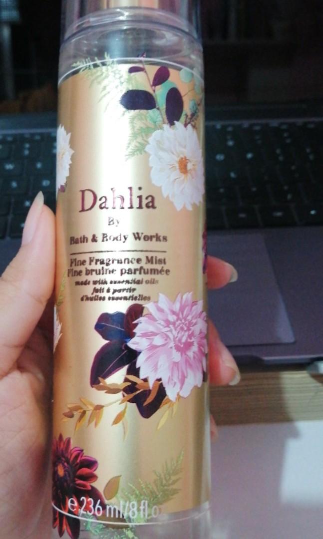 DAHLIA BATH AND BODY WORKS 236ml, Beauty & Personal Care, Fragrance & Deodorants on Carousell