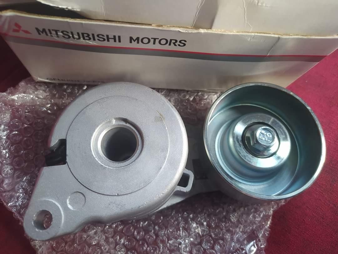 Fan belt tensioner, Auto Accessories on Carousell