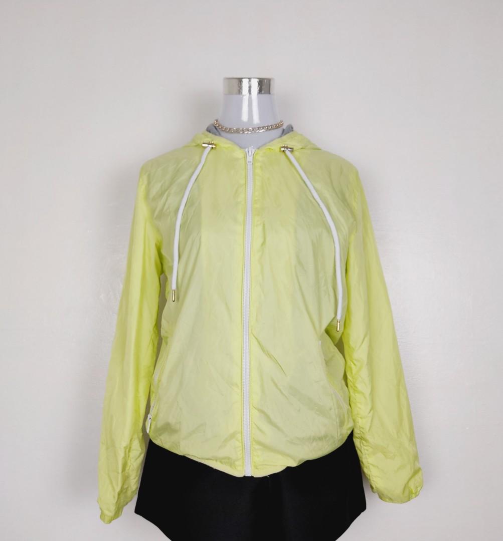 Yellow windbreaker forever best sale 21