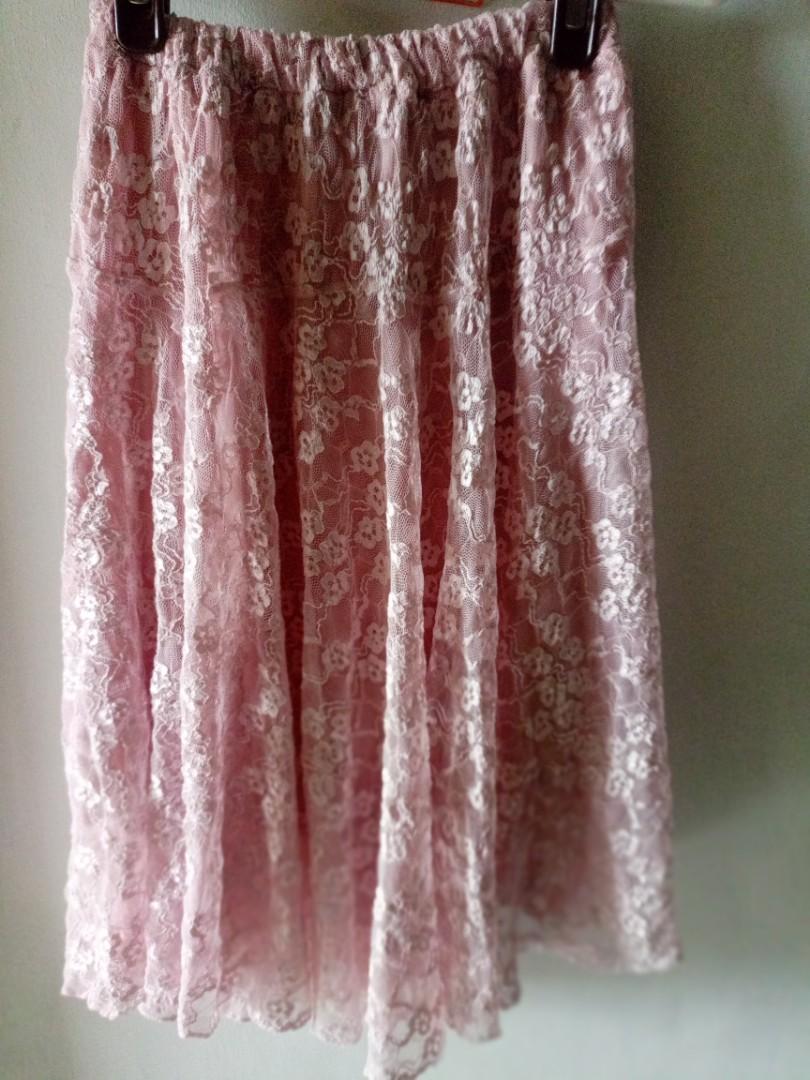 High-low Skirt (Category: Skirts) located in Manila. Submitted by carbonunit (Listing ID 1187981411, Image 2). Description: Specifically altered for 24-26 waistline. Only used once twice, though..