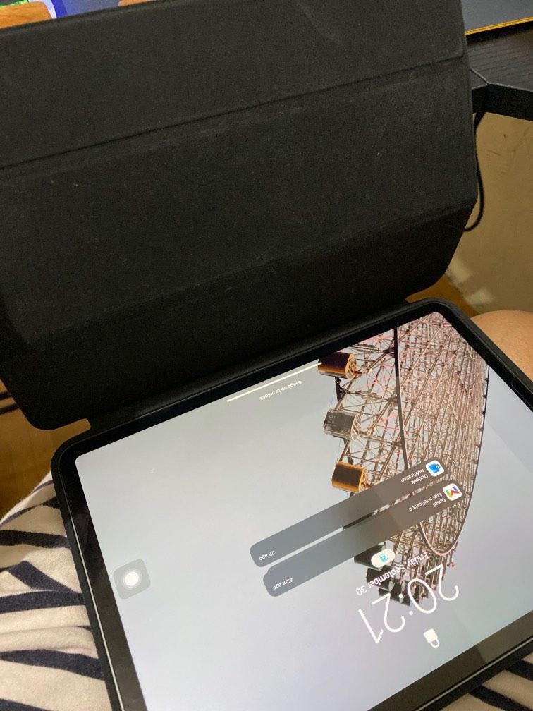 ipad Pro 11” 2021 Folio case (Category: iPad) located in Hinigaran. Submitted by spebbit (Listing ID 1187936625, Image 2). Description: Folio case for ipad pro 11” 2021 (3rd generation). Black color. No issues. Can be used in viewing mode and writing mode. Pls refer to pictures. Rfs: will buy another case. .