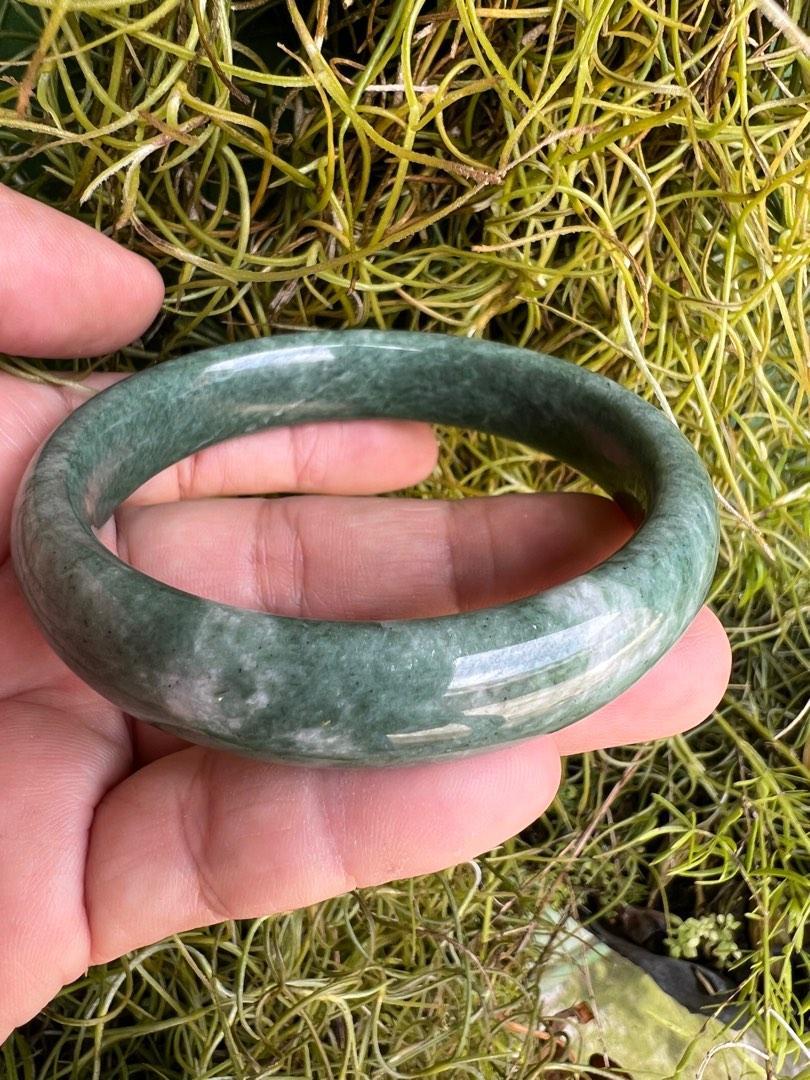 Jade bangles jadeite, Women's Fashion, Jewelry & Organizers, Precious