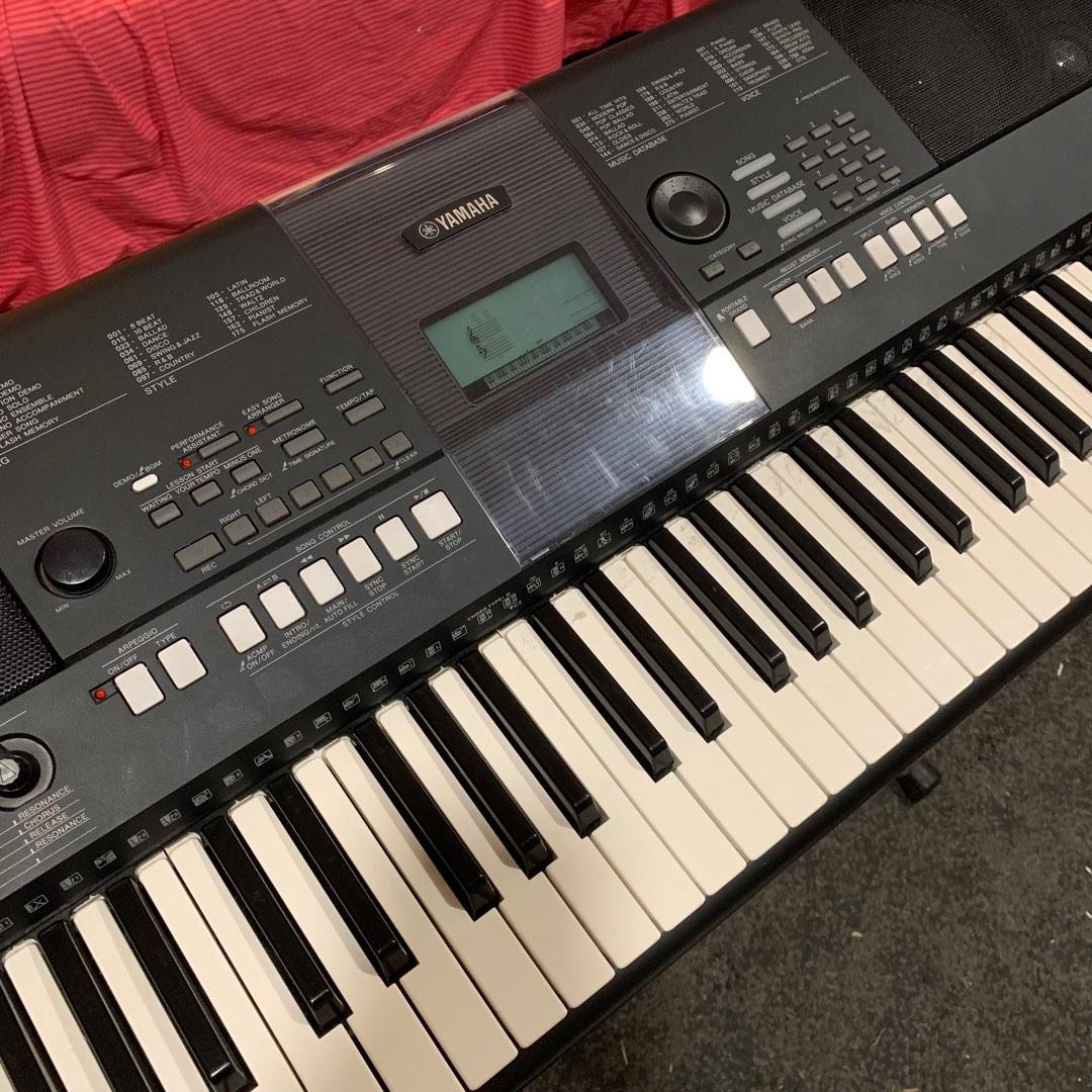 Keyboard Yamaha PSR E423, Musik & Media, Alat di Carousell