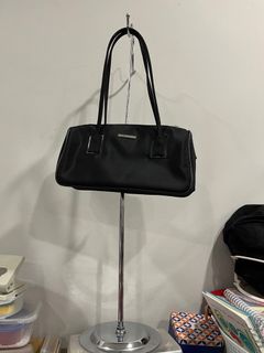 Handbags and wallets Collection item 3