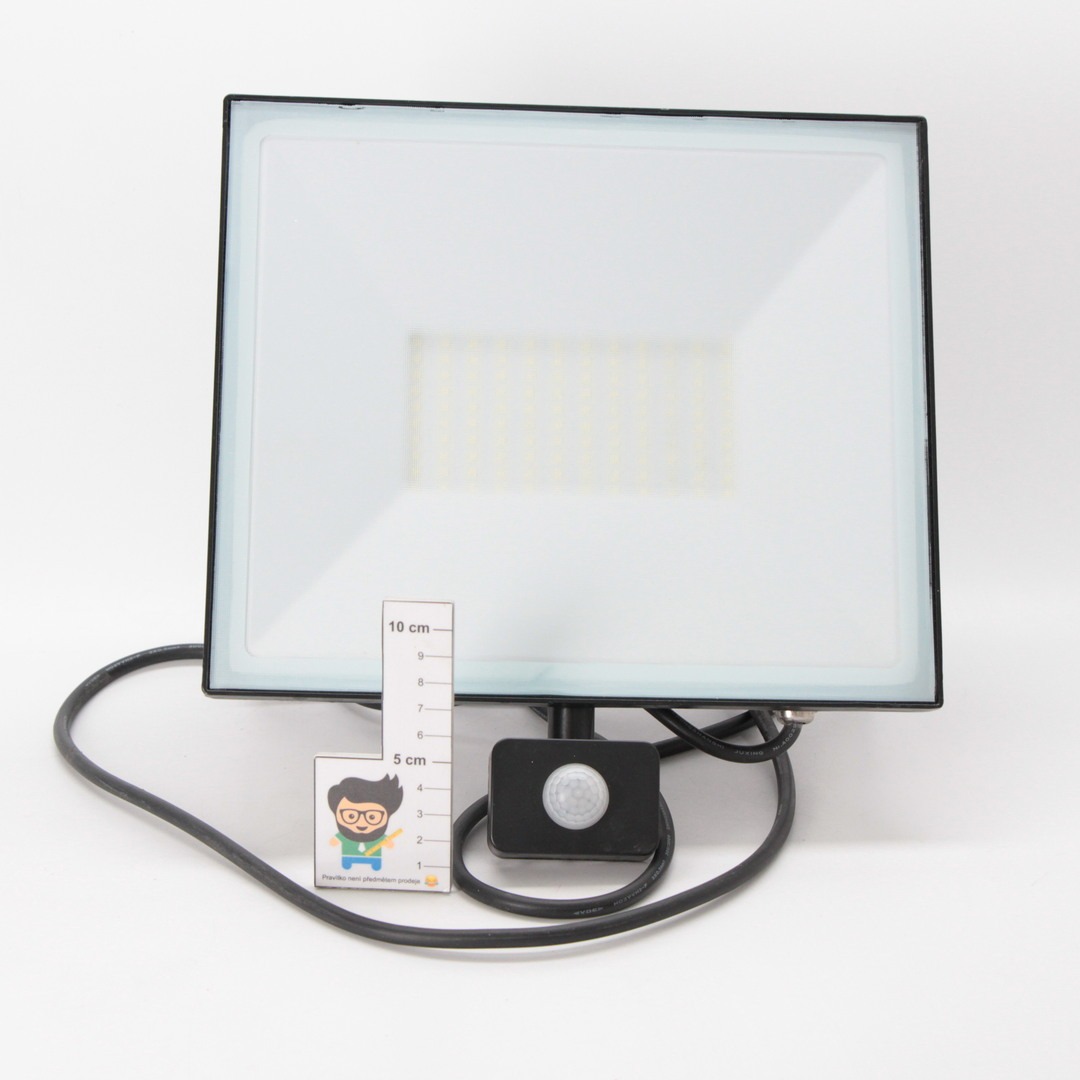 LED floodlight LED flood light motion sensor 100w 6000k, Furniture  Home  Living, Lighting  Fans, Lighting on Carousell