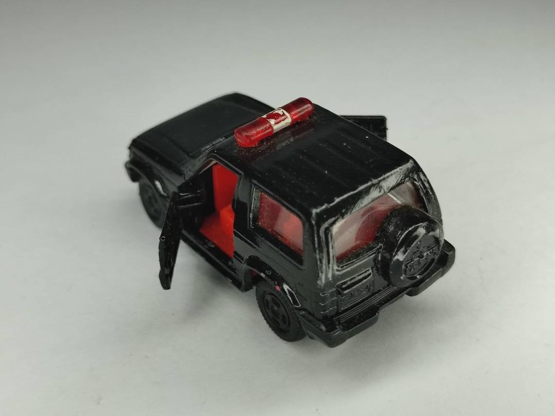 TOMICA MITSUBISHI PAJERO 1/64 | A slightly clumsy casting fr