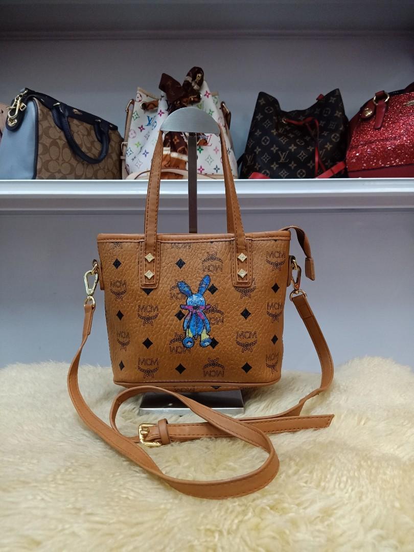 Mcm clearance sling bag