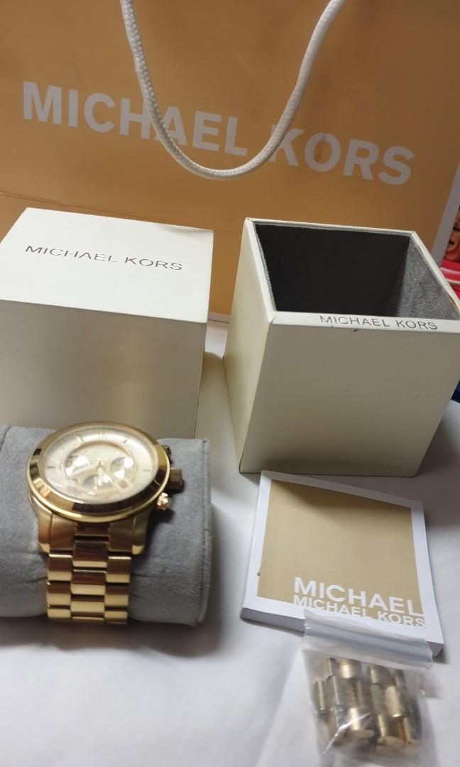 Michael Kors MK8077, Luxury, Watches on Carousell
