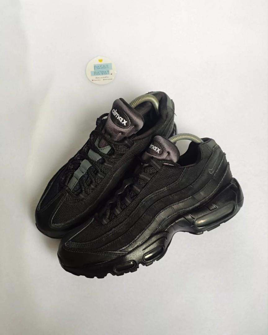 nike air max 95 triple black size 9