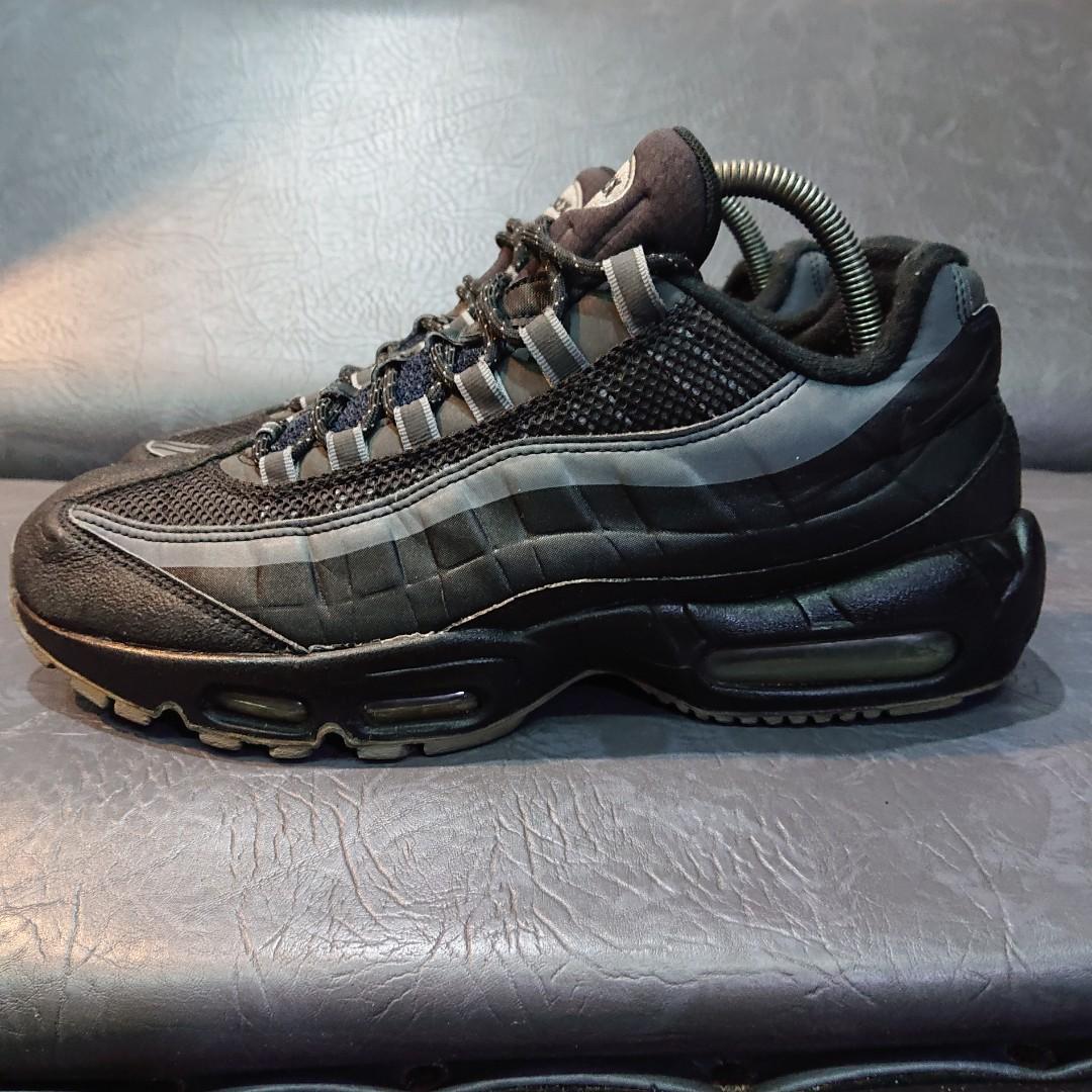 NIKE AIR MAX 95 Utility Black Cool Grey Sepatu Second Fesyen Pria