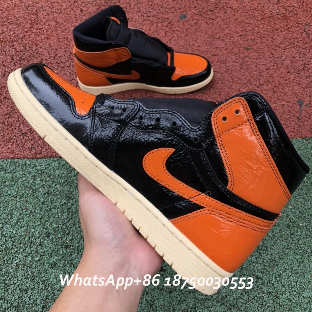 Nike Dunk Low Retro White and Black Casual Sneakers Brand new in stock not worn full size add WhatsApp give me a screenshot of the shoes. Air
