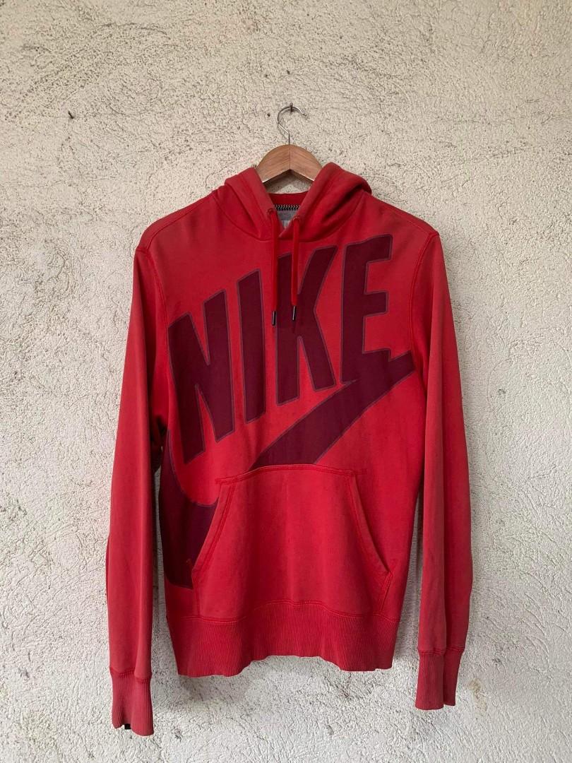 NIKE HOODIE, Men's Fashion, Coats 