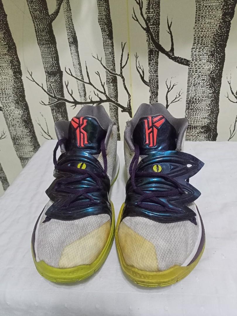 Kyrie 5 store tiger mentality