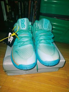 Kyrie 5 hotsell shoes price philippines