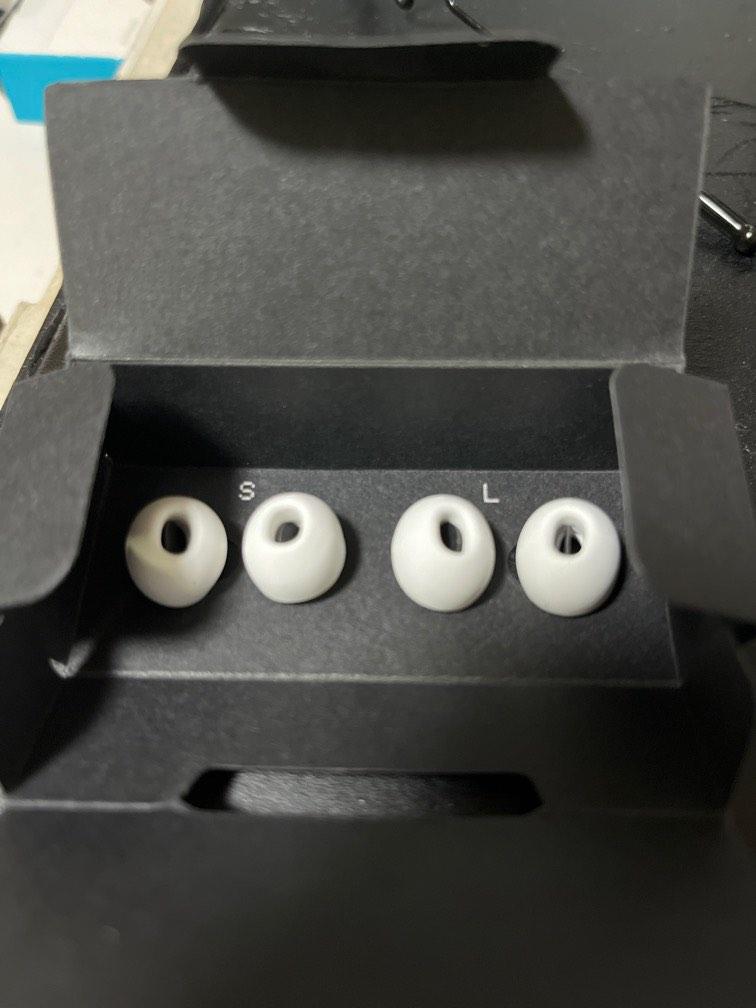 Nothing ear 1 earbuds S & L (Category: Earphones) located in Makati City. Submitted by orenjiroku (Listing ID 1187994052, Image 1). Description: .