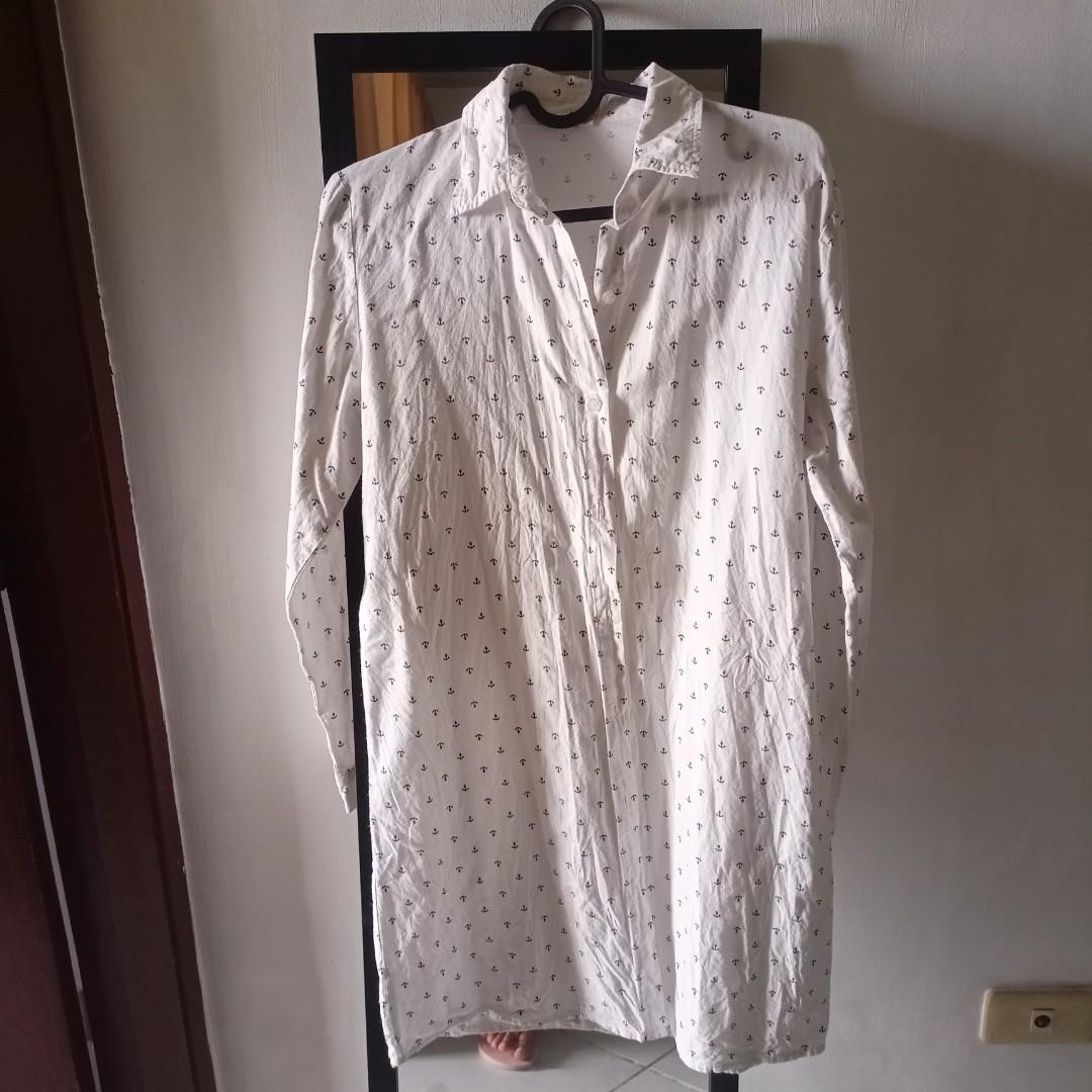 Snidel Polo Dress (Category: Dresses) located in Manila. Submitted by carbonunit (Listing ID 1187984325, Image 2). Description: Originally bought for $120-$130; used for a few times..