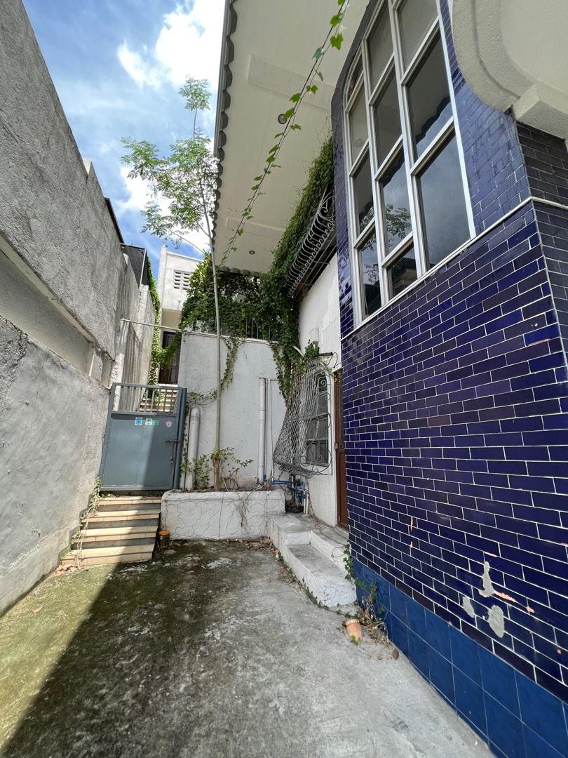 5 Bedrooms House in Quezon City located in St. Ignatius Village