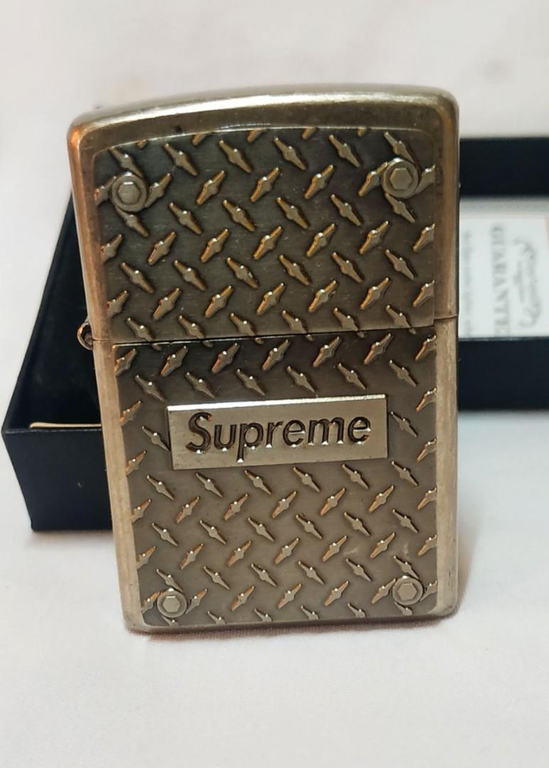 SUPREME DIAMOND PLATE ZIPPO EMBLEM, Hobbies & Toys, Collectibles