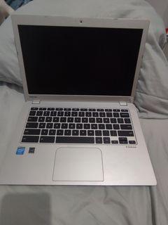Toshiba Chromebook for online class, good as new
