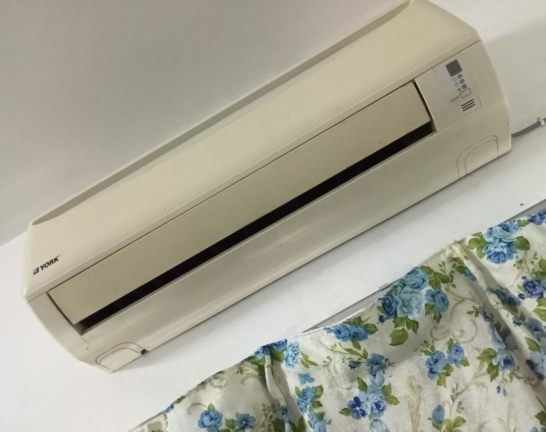 York Air Conditioner With Remote is Available.., TV & Home Appliances