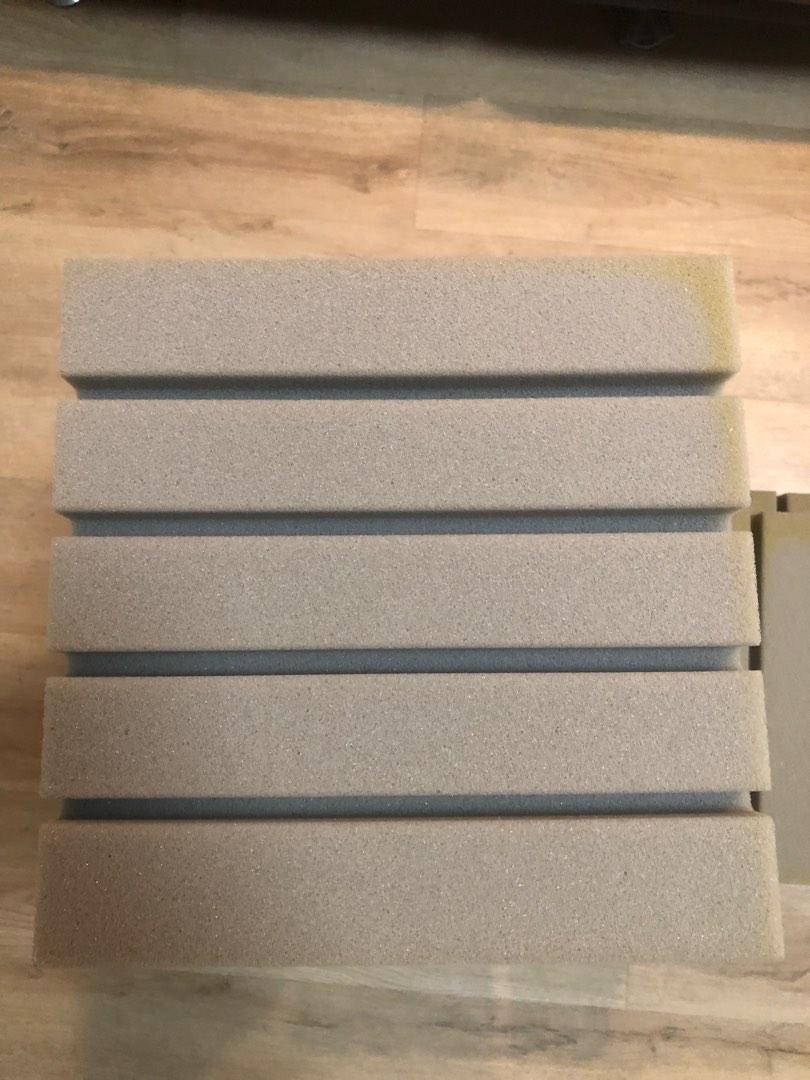 24 pieces of 25x25x5cm Acoustic Sound Proof Foams for sale, Audio