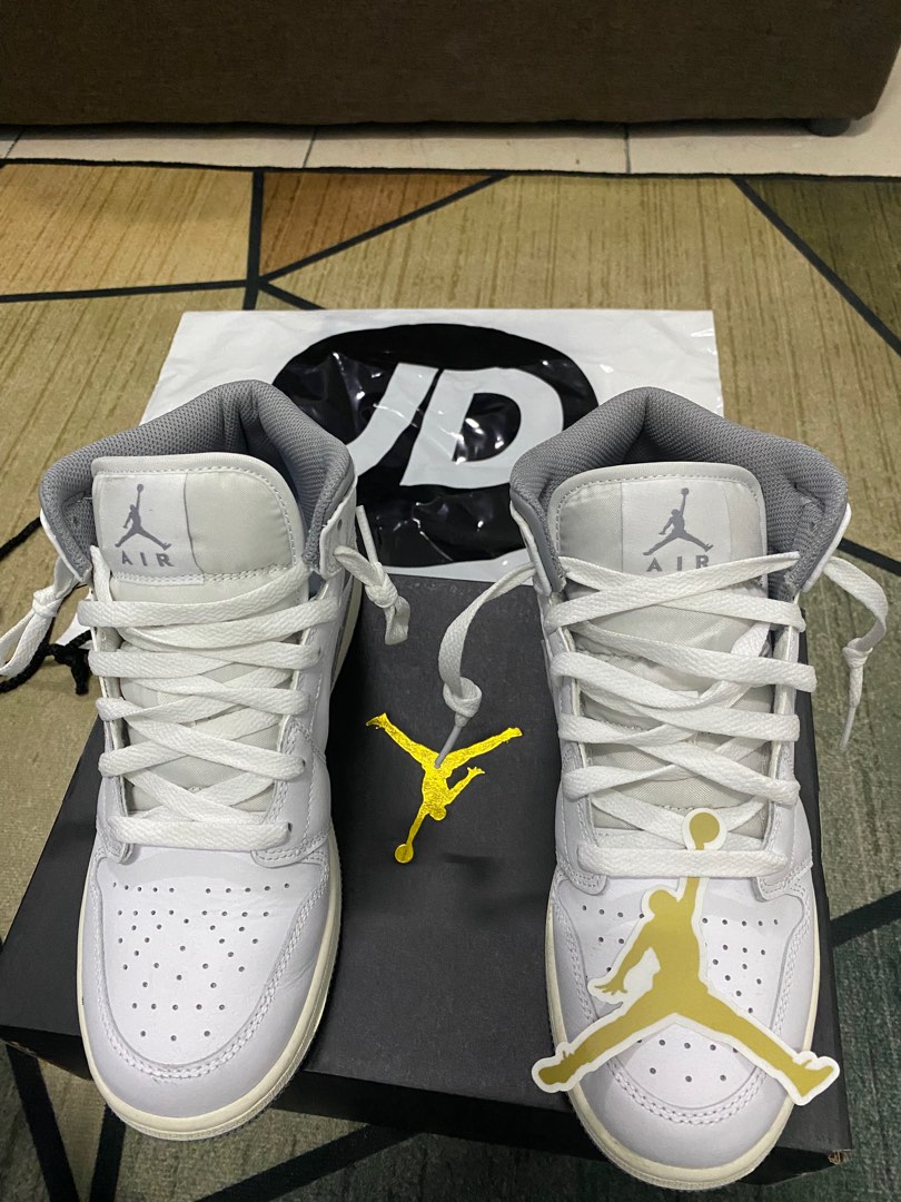 sacai air jordan 1