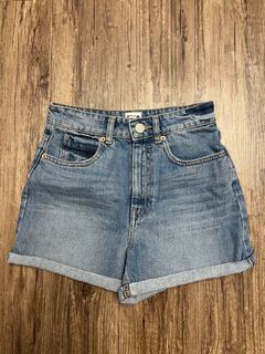 （分類：）位於 。 由 positivitea_ 提交（商品編號 1182898397，圖片 1）。簡介： 。