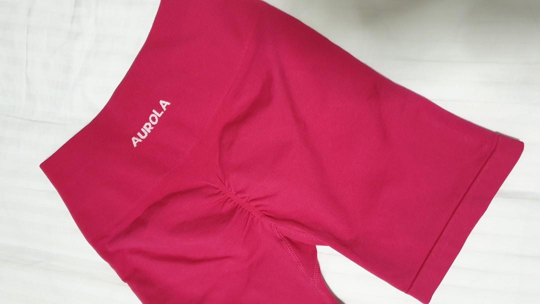 AUROLA - Seamless Intensify Shorts 4.5 (XS) Pink, Women's Fashion,  Activewear on Carousell