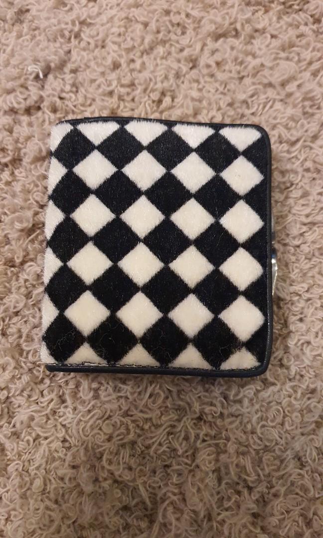 Authentic adam&eve wallet (Category: Luxury Bags & Wallets) located in Cavite. Submitted by ohmie23 (Listing ID 1182889501, Image 1). Description: Authentic adam&eve wallet.