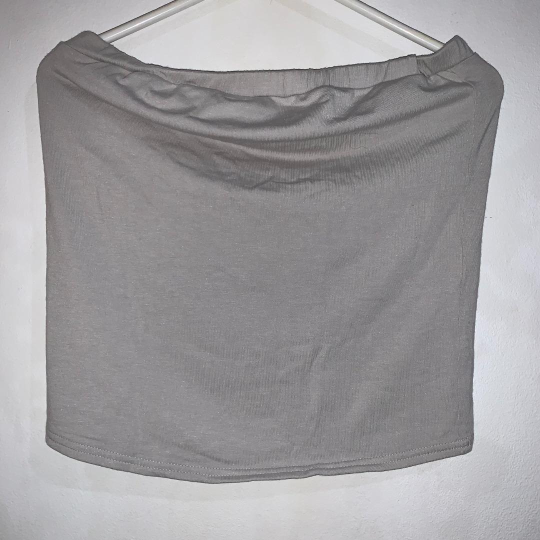 Basic grey Giordano tube top, Women's Fashion, Tops, Others Tops on ...