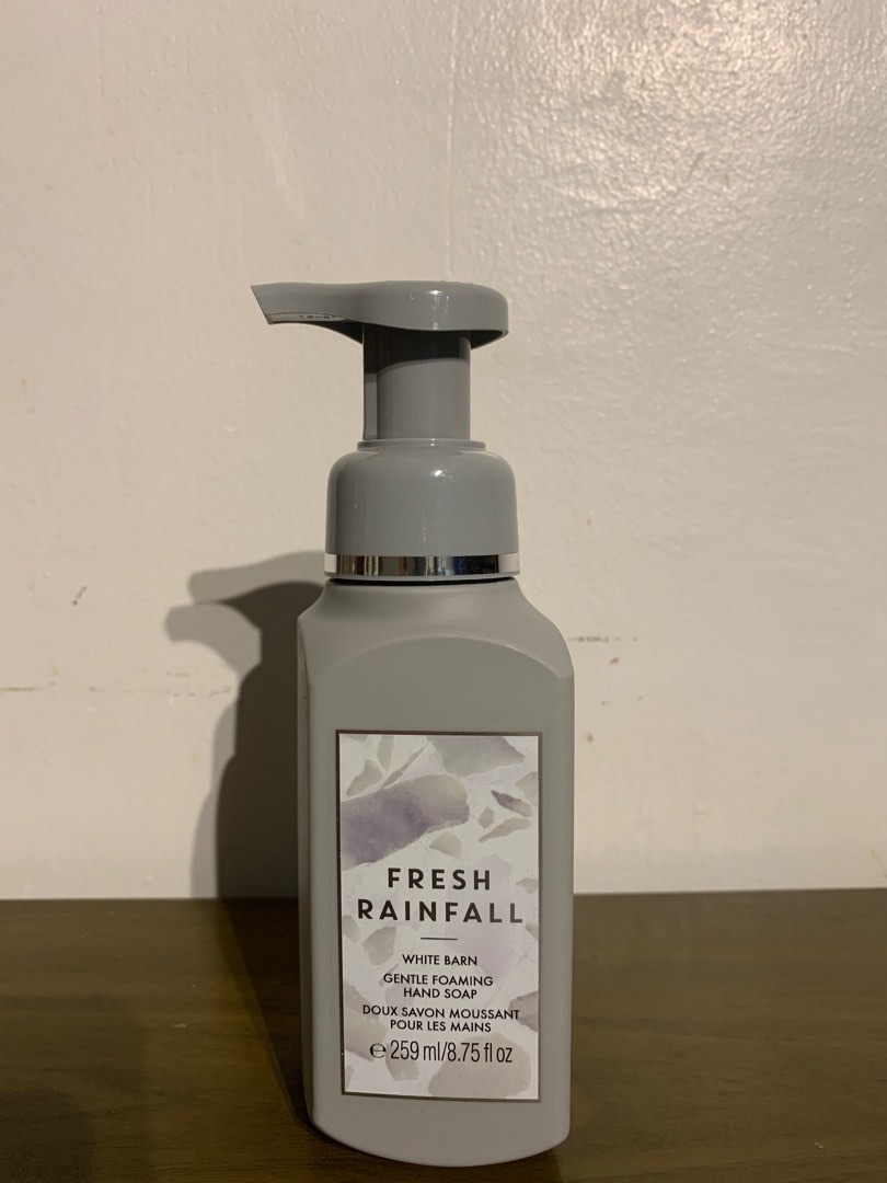 B&BW White Barn Foaming Hand Soap, Beauty & Personal Care, Sanitizers & Disinfectants on Carousell