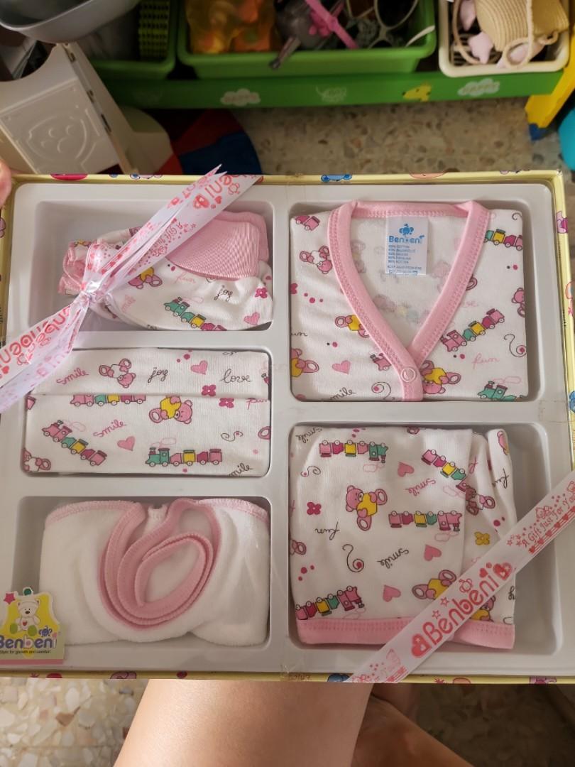 Assorted Little Hub Baby Gift Set at Best Price in Kolkata | Honeybee  Creation