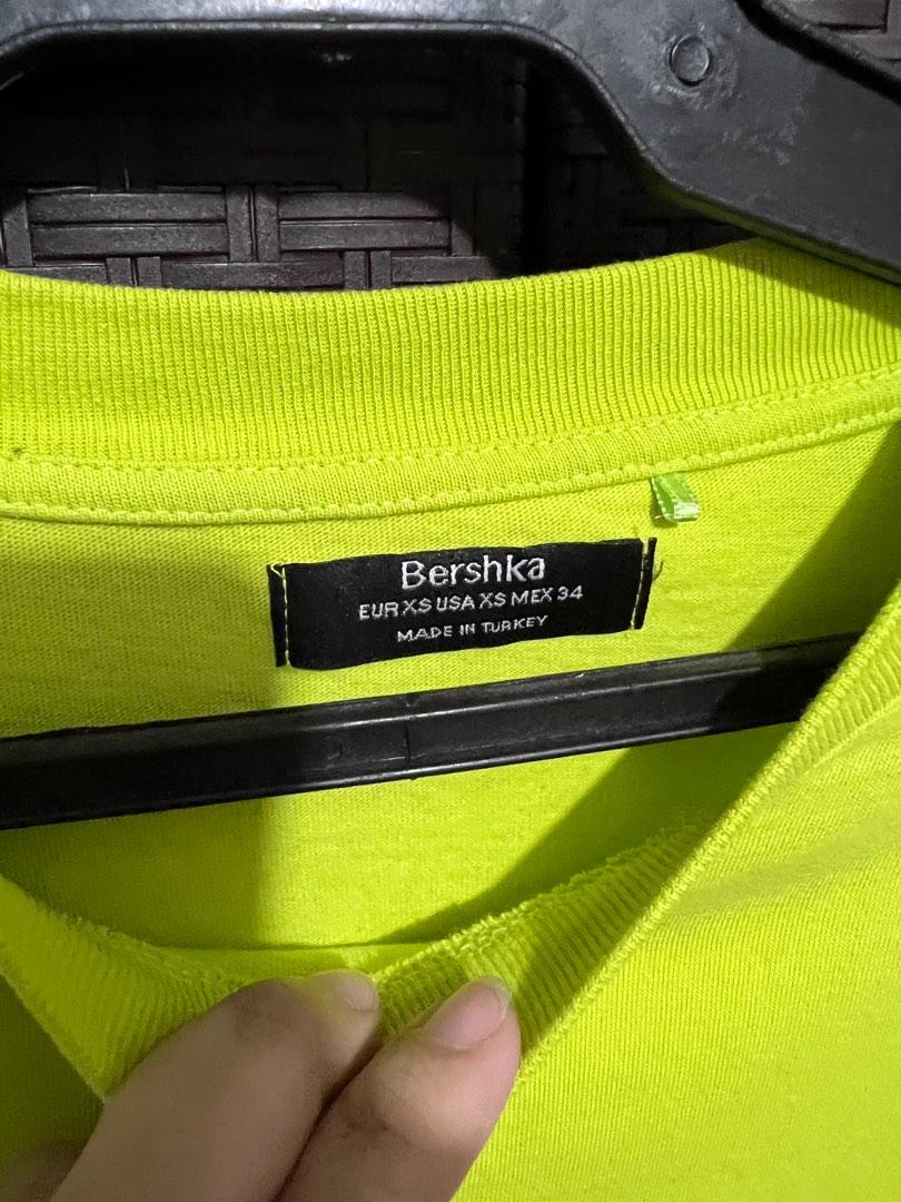 Bershka Longsleeves (Category: Tshirts & Polo Shirts ) located in Santa Ana. Submitted by paramorephstore (Listing ID 1182716962, Image 3). Description: Good as new. worn once. XS on tag but can fit up to L size..