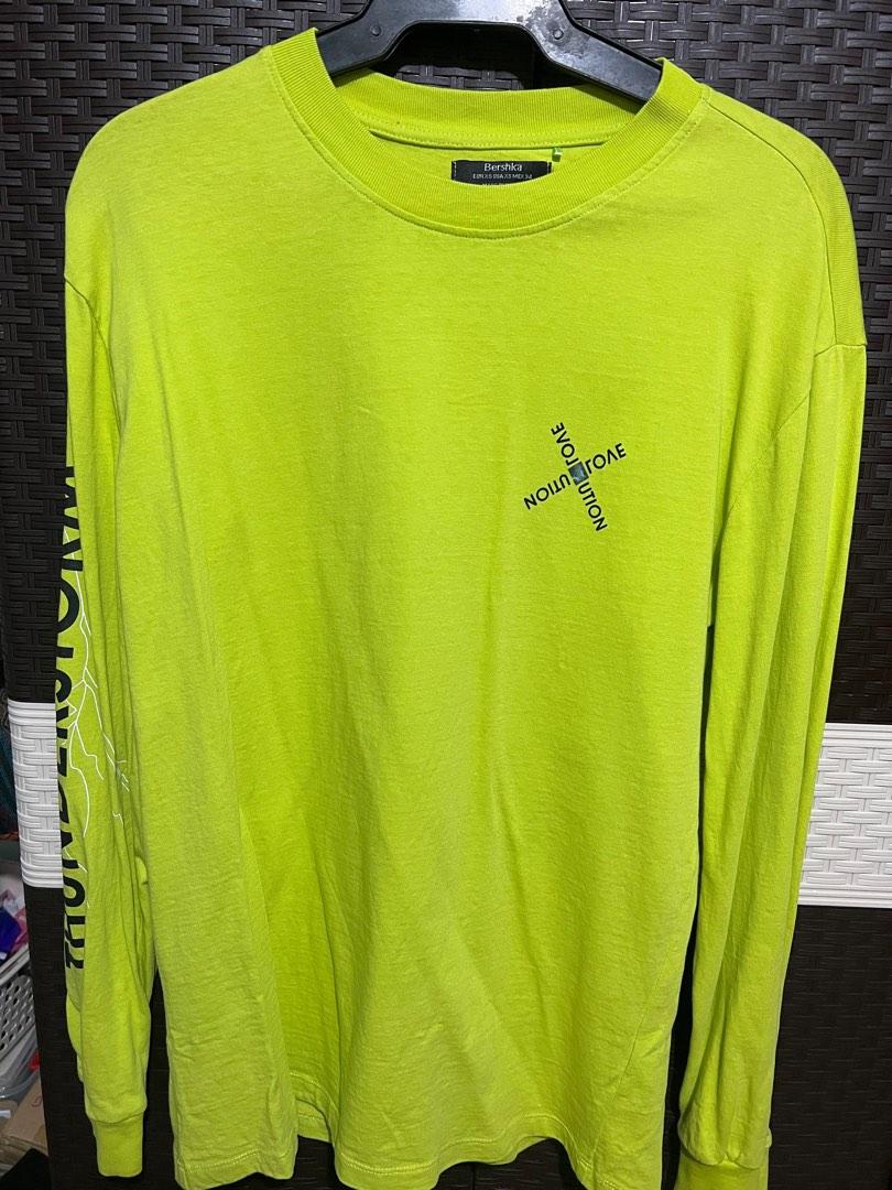 Bershka Longsleeves (Category: Tshirts & Polo Shirts ) located in Santa Ana. Submitted by paramorephstore (Listing ID 1182716962, Image 1). Description: Good as new. worn once. XS on tag but can fit up to L size..