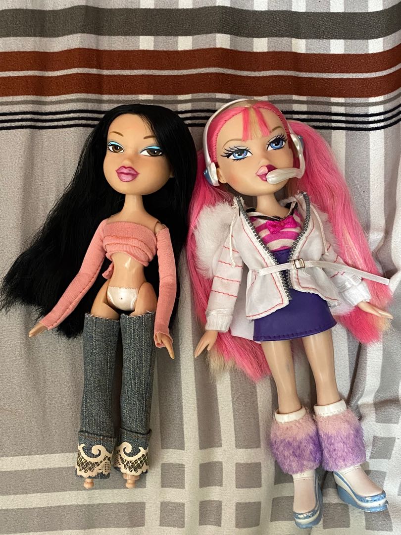 BRATZ CLASS KUMI LIC CLOE Hobbies Toys Toys Games on Carousell