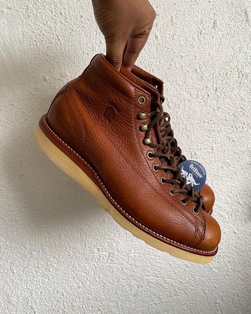 Chippewa top monkey boots