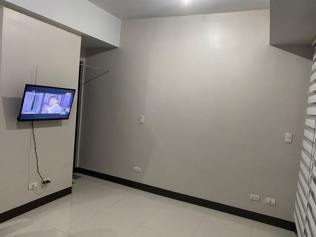 Cubao Quezon City Manhattan Studio Type Condominium For Rent (With
