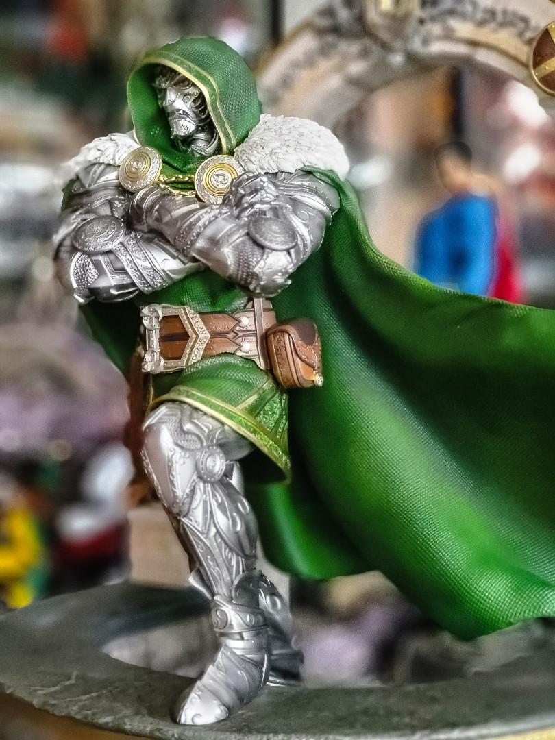 Custom 1/4 dr doom xmen sideshow xm, Hobbies & Toys, Toys & Games on ...