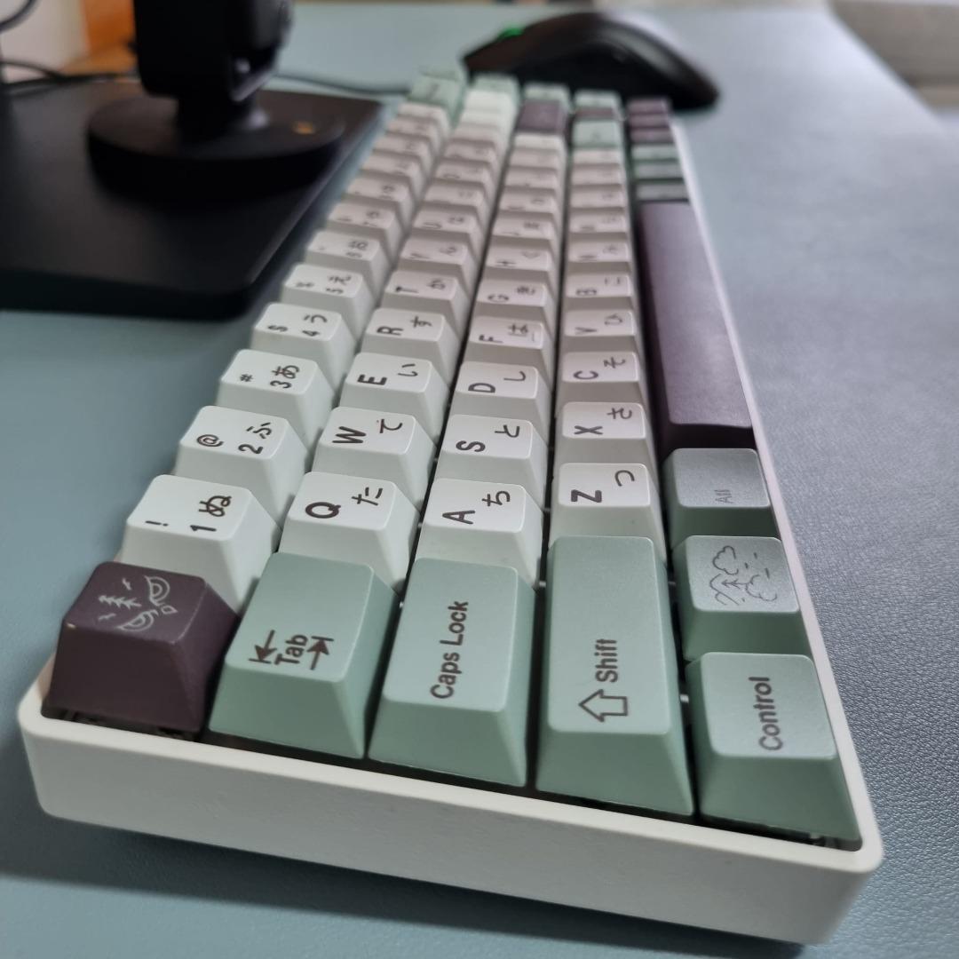 Custom 65% Wireless Mechanical Keyboard, Computers & Tech, Parts ...