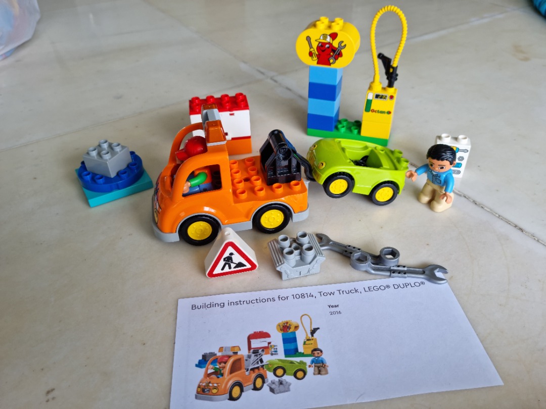 Duplo tow on sale truck set