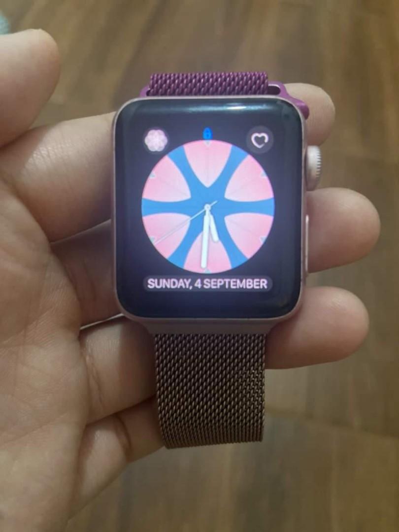For sale Apple Watch Gen 2, Elektronik, Lainnya di Carousell