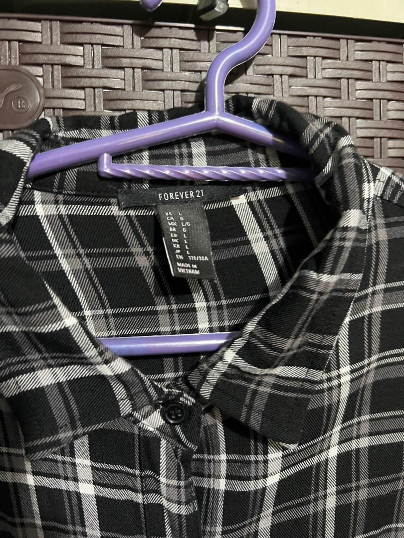 FOREVER 21 PLAID LONGSLEEVES (Category: Tshirts & Polo Shirts ) located in Santa Ana. Submitted by paramorephstore (Listing ID 1182716555, Image 1). Description: Worn twice. Good as new! Large on tag. Rfs: Decluttering.