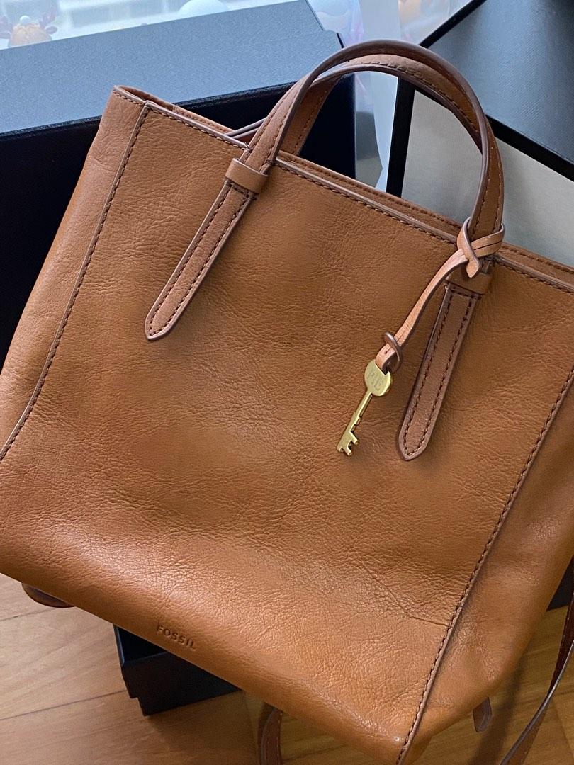 Fossil Camilla Women s Fashion Bags Wallets Backpacks on Carousell